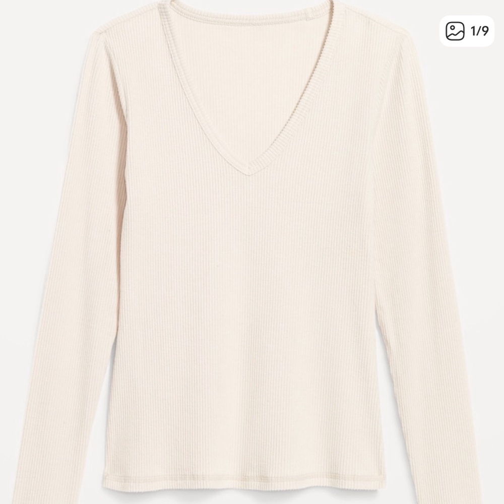 Old Navy Cream V-Neck Long Sleeve